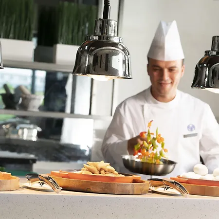 Centro Westside By Rotana 5*