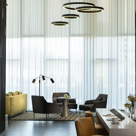 Otel Centro Westside By Rotana İstanbul