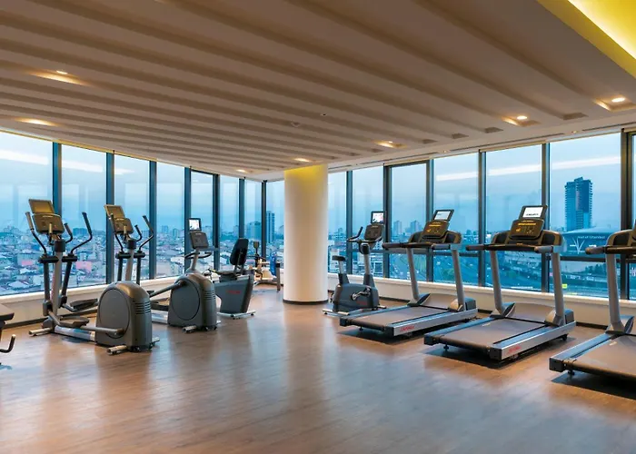 Hotel Centro Westside By Rotana