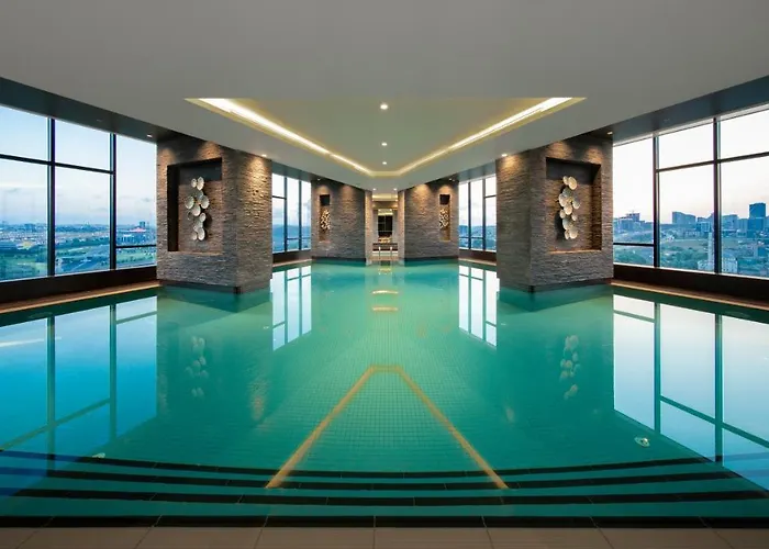 Centro Westside By Rotana Hotel