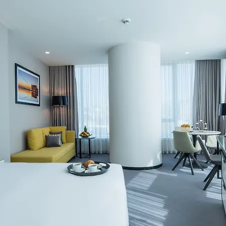 Centro Westside By Rotana 5*