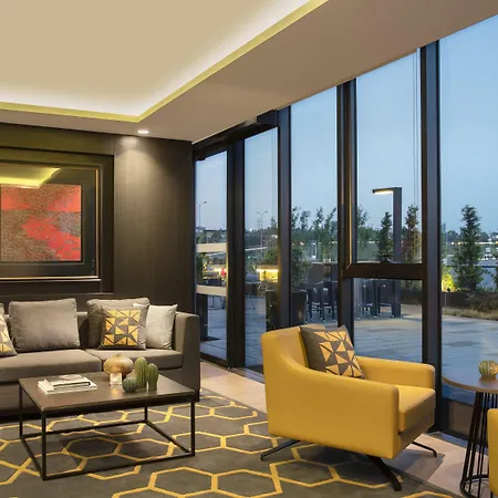 Centro Westside By Rotana 5*