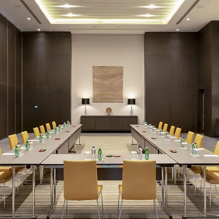 Отель Centro Westside By Rotana 5*