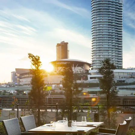 Hotel Centro Westside By Rotana Istanbul