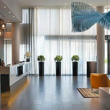 Centro Westside By Rotana Отель
