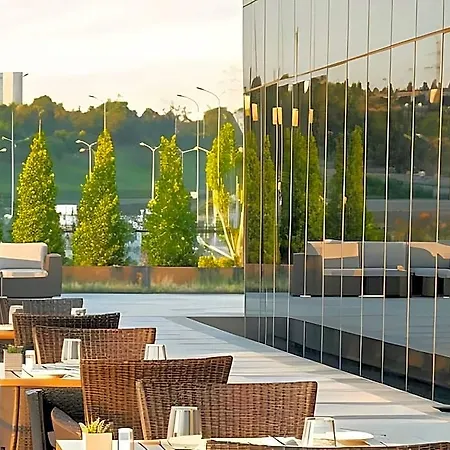 Centro Westside By Rotana 5*