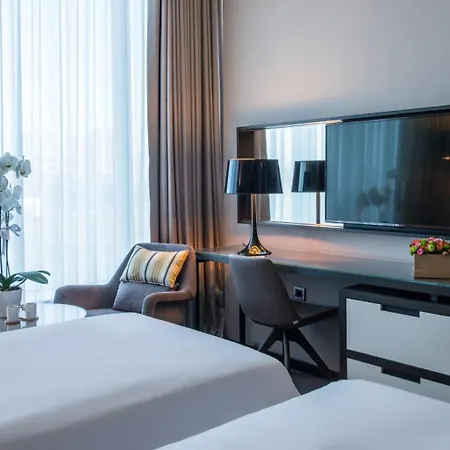 Centro Westside By Rotana Hotel