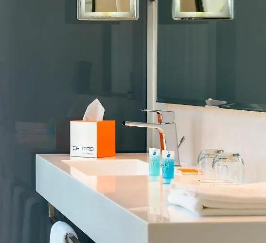 Hotel Centro Westside By Rotana 5*