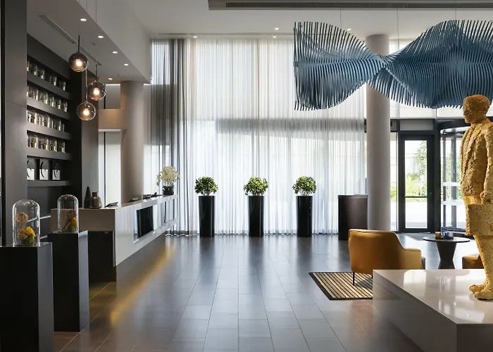 Centro Westside By Rotana 5*