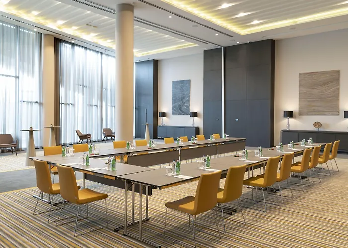 Centro Westside By Rotana Hotel