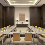 Hotel Centro Westside By Rotana 5*