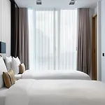 Hotel Centro Westside By Rotana 5*